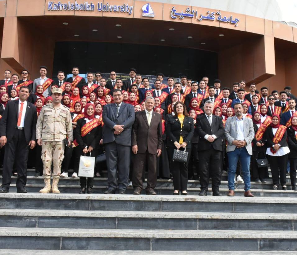 رئيس جامعة مدينة السادات تشهد فعاليات الندوة التثقيفية المجمعة الثالثة بجامعة كفر الشيخ